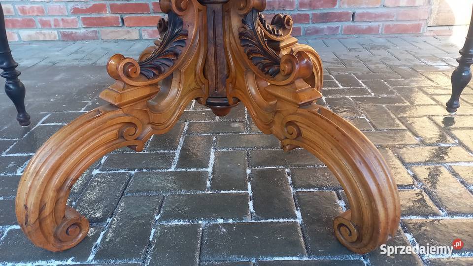 Stół stylowy owalny rozkładany na rzeźbionej