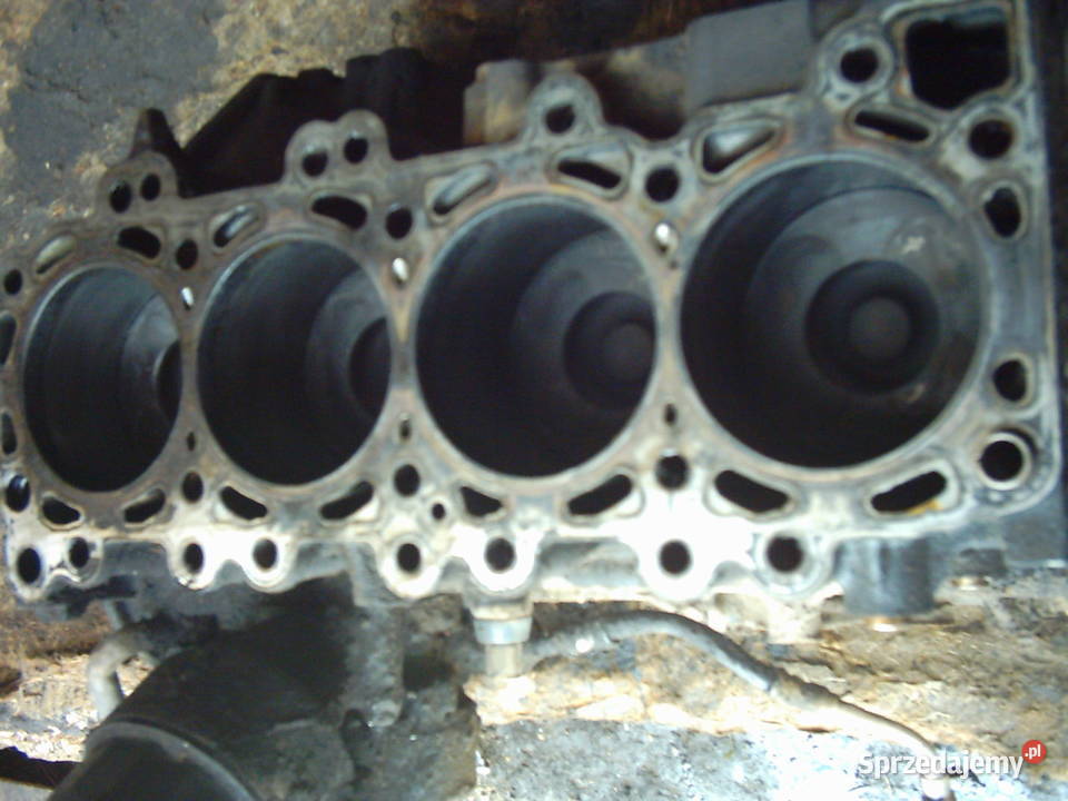 NAVARA D22 25 Di silnik na części pompa turbo Gorlice