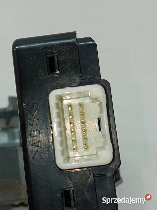 STACYJKA 8670A037 Mitsubishi Lancer VIII 2007 Rok produkcji 2011 sprzedam