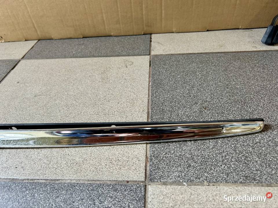 Listwa chrom klapy bagażnika Mercedes W126 mazowieckie Warszawa