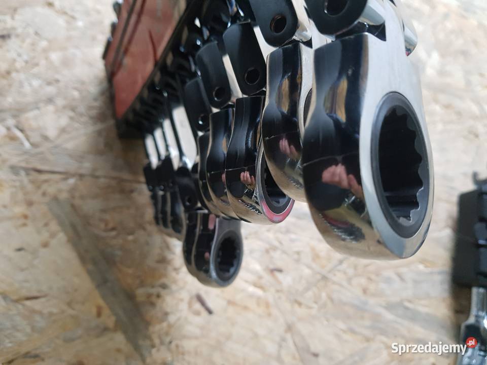 KLUCZE PŁASKO OCZKOWE Z GRZECHOTKĄ ŁAMANE 10 Głogowa