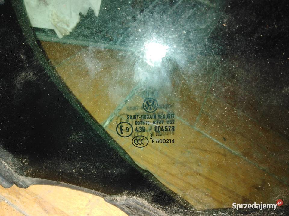szyba trójkąt 43R004528 vw jetta 5c prawy tył sprzedam