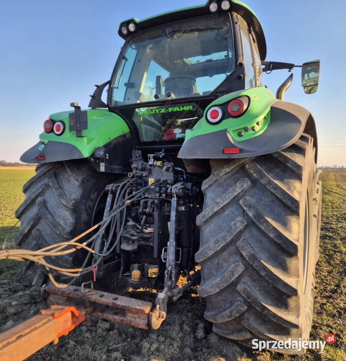 Deutz Fahr Agrotron TTV7250 TUZ ciągnik z Dziwie