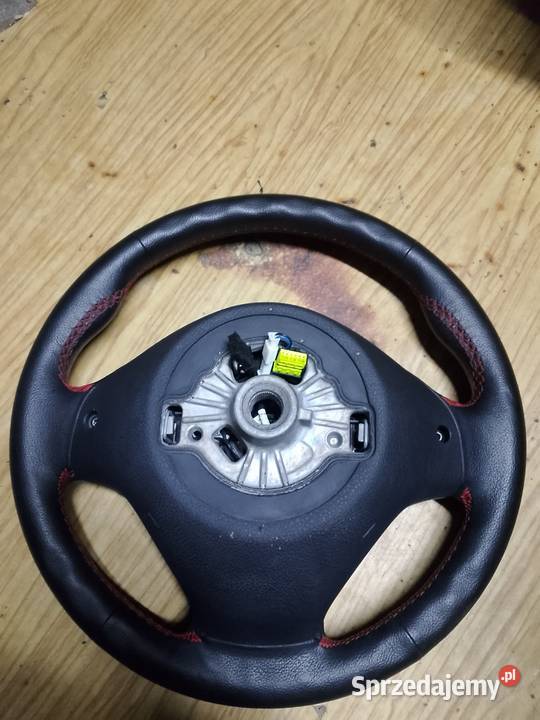 Kierownica BMW czerwona nić F30F31 osobowe