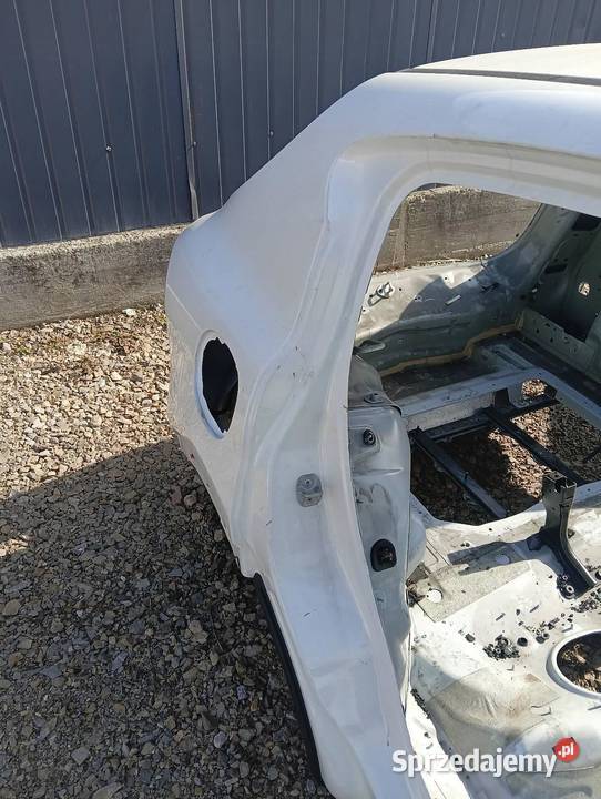 ELEMENT CIĘTY KAROSERII ĆWIARTKA PRAWA TYŁ BIAŁA