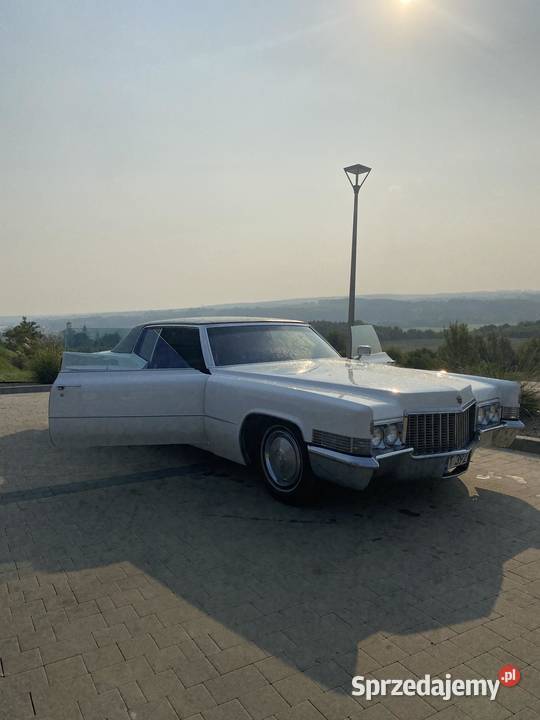 Cadillac DeVille 1970r 77v8 świętokrzyskie Łoniów
