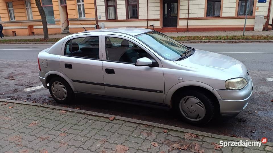 Opel Astra 16 benz 99r 5d Klima aktualne opłaty Astra pomorskie Chojnice