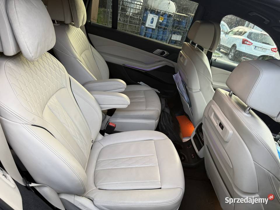 BMW X7 G07 30 xDrive40d z 2021 roku DO automatyczna Limanowa sprzedam