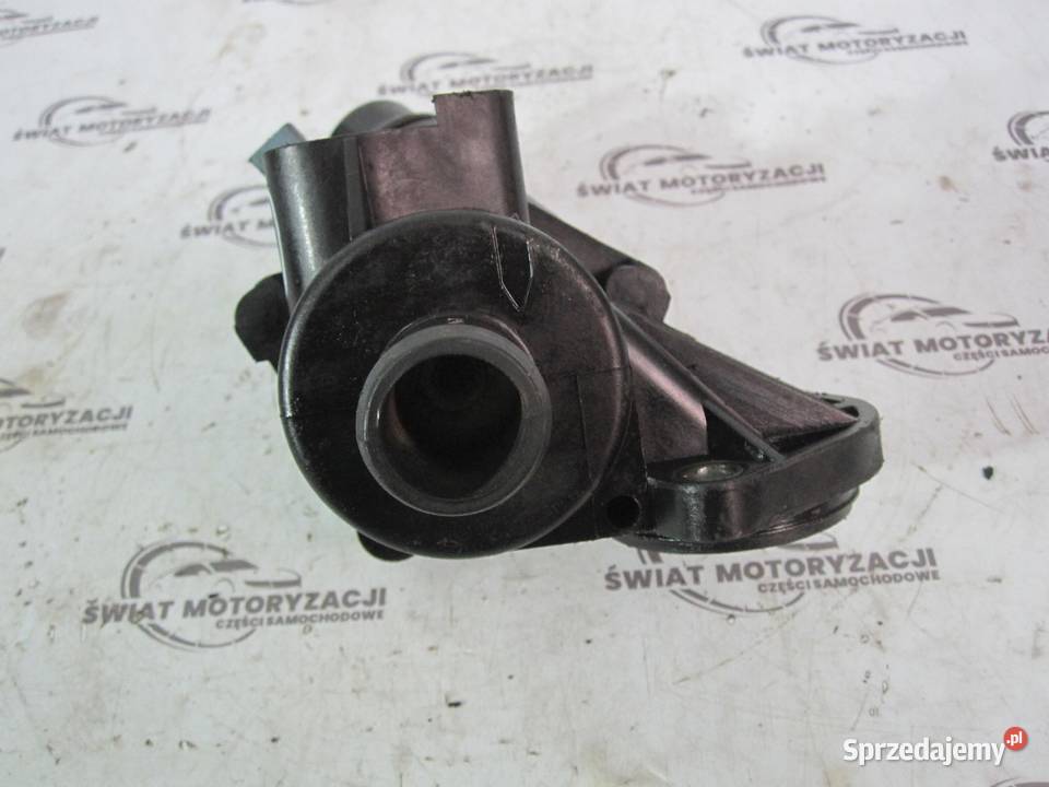 AUDI A4 20B ALT 05r 166 obudowa termostatu osobowe Osłony i zaślepki sprzedam