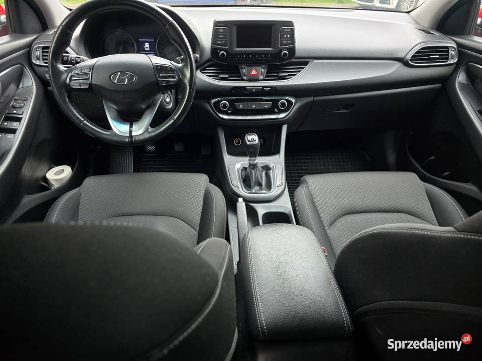 Hyundai i30 fastback 120 nieuszkodzony mazowieckie