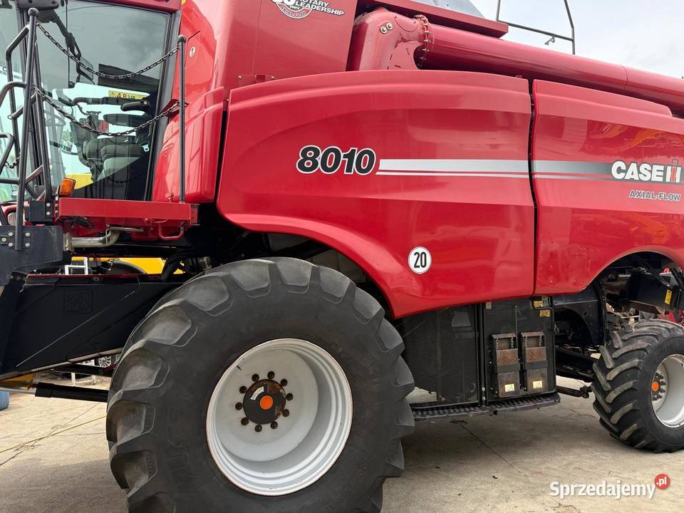Kombajn zbożowy Case 8010 pro 2007 heder Vario Case IH Nowa Ruda sprzedam
