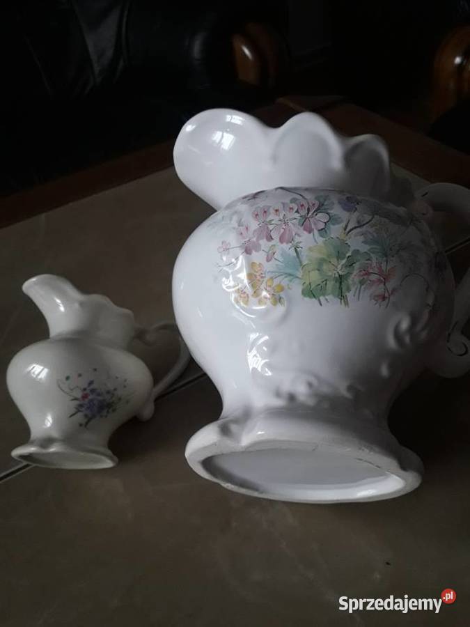 Komplet dzbanków porcelanowych Janów Lubelski