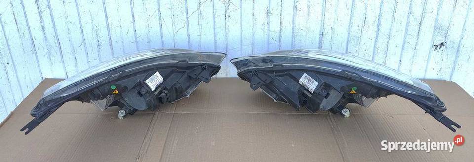 RENAULT CLIO IV BI XENON LAMPA PRZÓD sprzedam