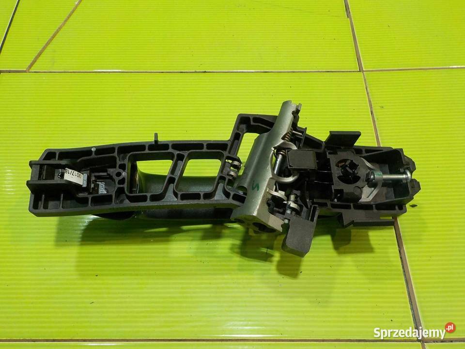 KA PLUS 18r klamka zewnetrzna drzwi lewa tyl Motoryzacja Suków