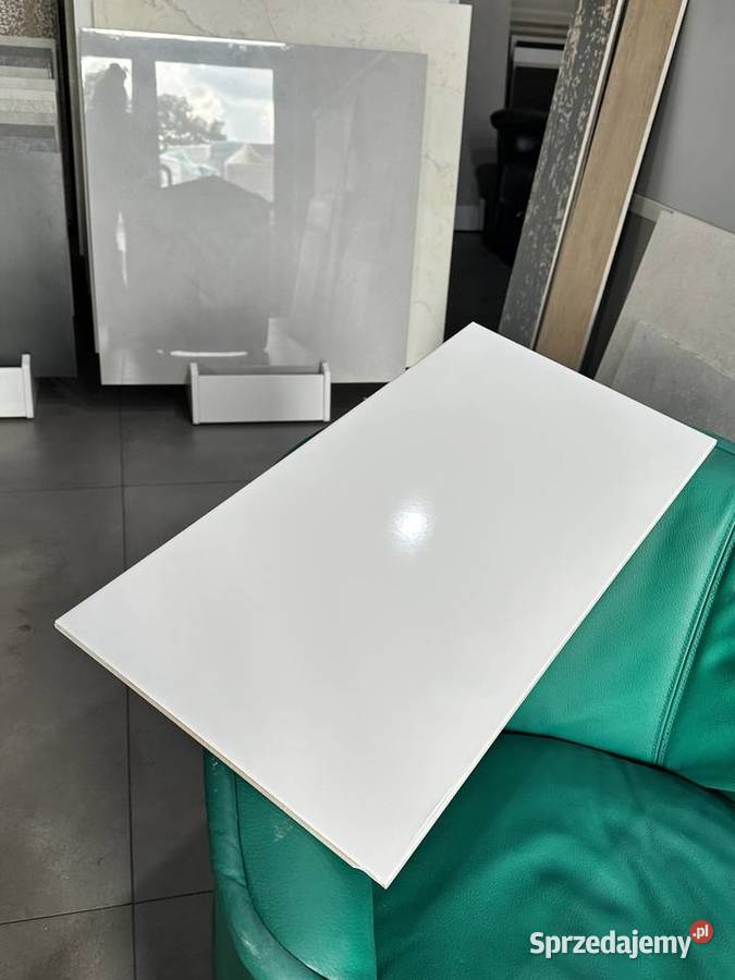 Płytka Bianca Glossy 30x60 GAT II OPOCZNO