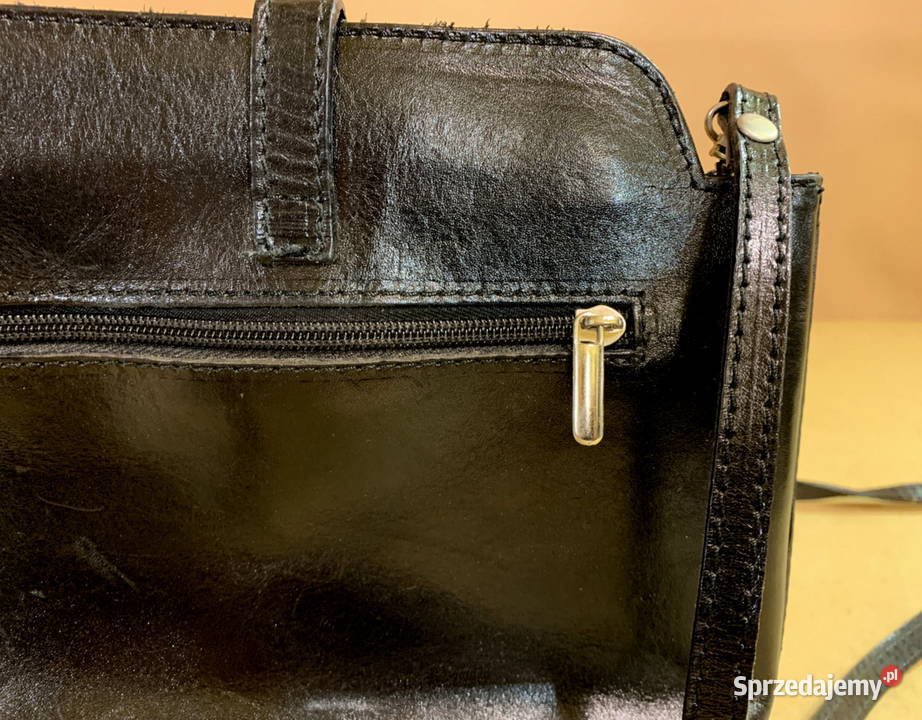 Torebka skórzana czarna 80 Stalowa Wola