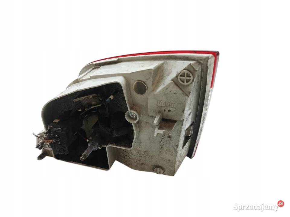 LAMPA TYŁ W KLAPĘ LEWA LED 9686780580 Peugeot świętokrzyskie