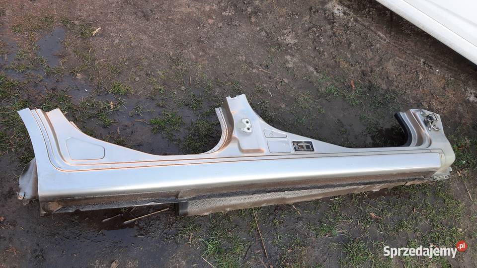 próg poszycie progu fiesta mk5 V prawy 5 drzwi osobowe Karoseria Rawicz