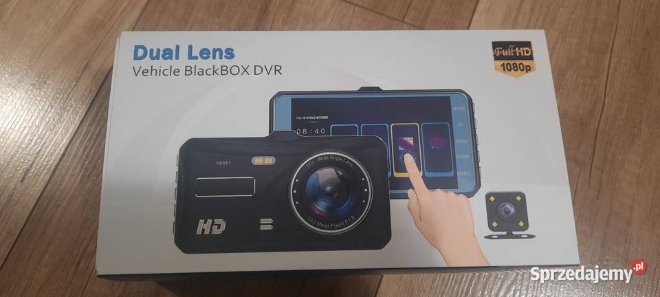 Videorejestrator samochodowy z kamerką cofania Pilawa sprzedam