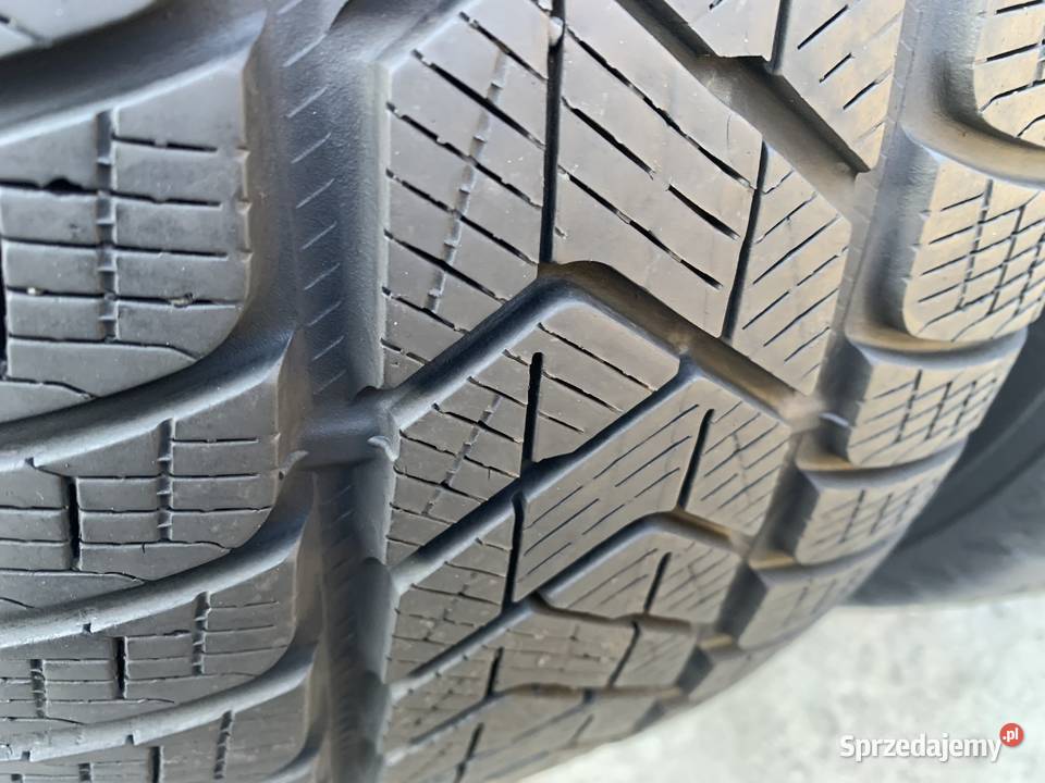 pirelli 2355519 para Kostomłoty