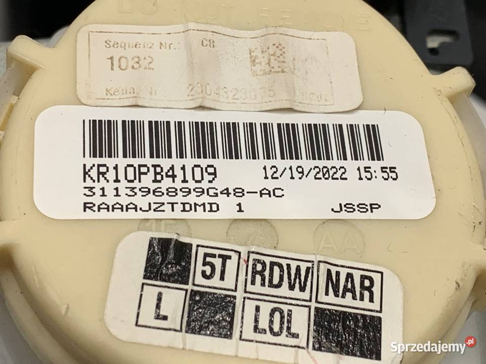 PAS BEZPIECZEŃSTWA LEWY PRZÓD AUDI A7 C8 LEWA