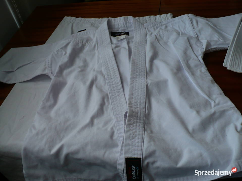 Kimono do karate 140 wzrost sprzedam
