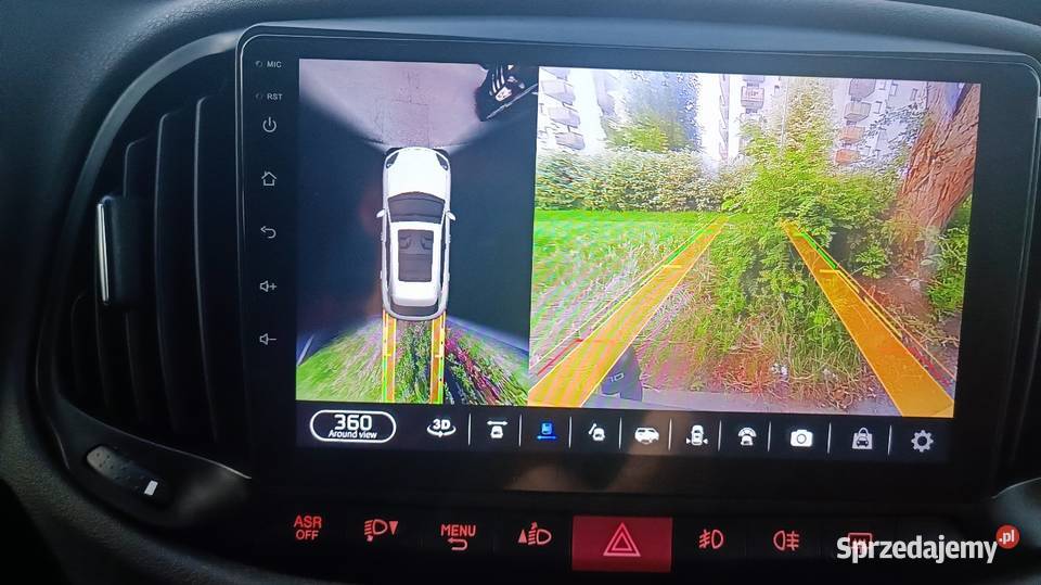 Montaż kamer cofania i 360 Android CarPlay radia Kraków