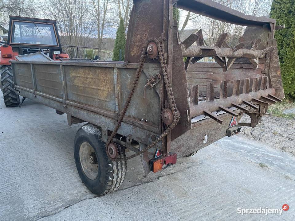 Rozrzutnik 1 osiowy nieuszkodzony Radom