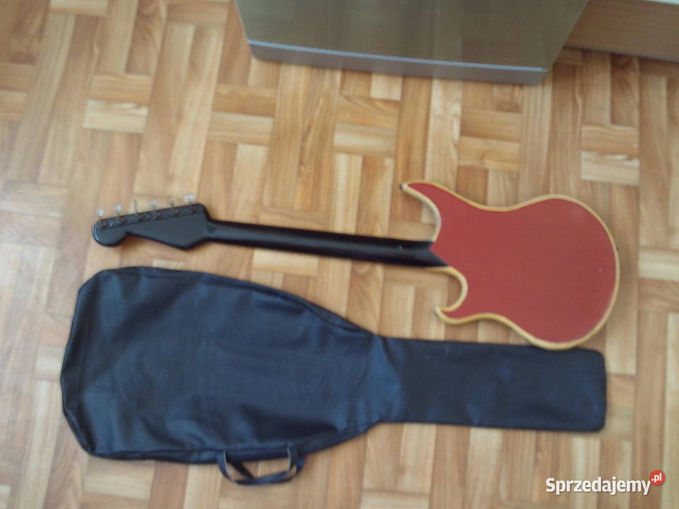 Stara zabytkowa gitara elektrycznaMUZA Kalisz