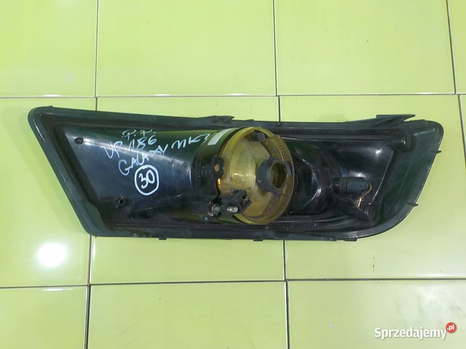 FORD GALAXY MK3 20 TDCI 09r 5D halogen prawy osobowe Lampy przeciwmgielne