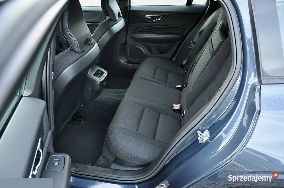 Volvo V60 B3 20 benzyna 163 Geartronic Momentum zachodniopomorskie Goleniów