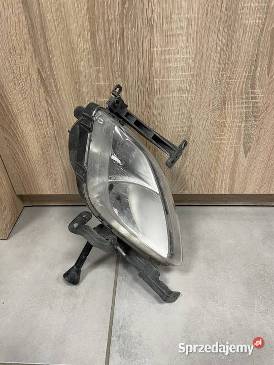 Hyundai Elantra 11 halogen prawy Kozubszczyzna sprzedam
