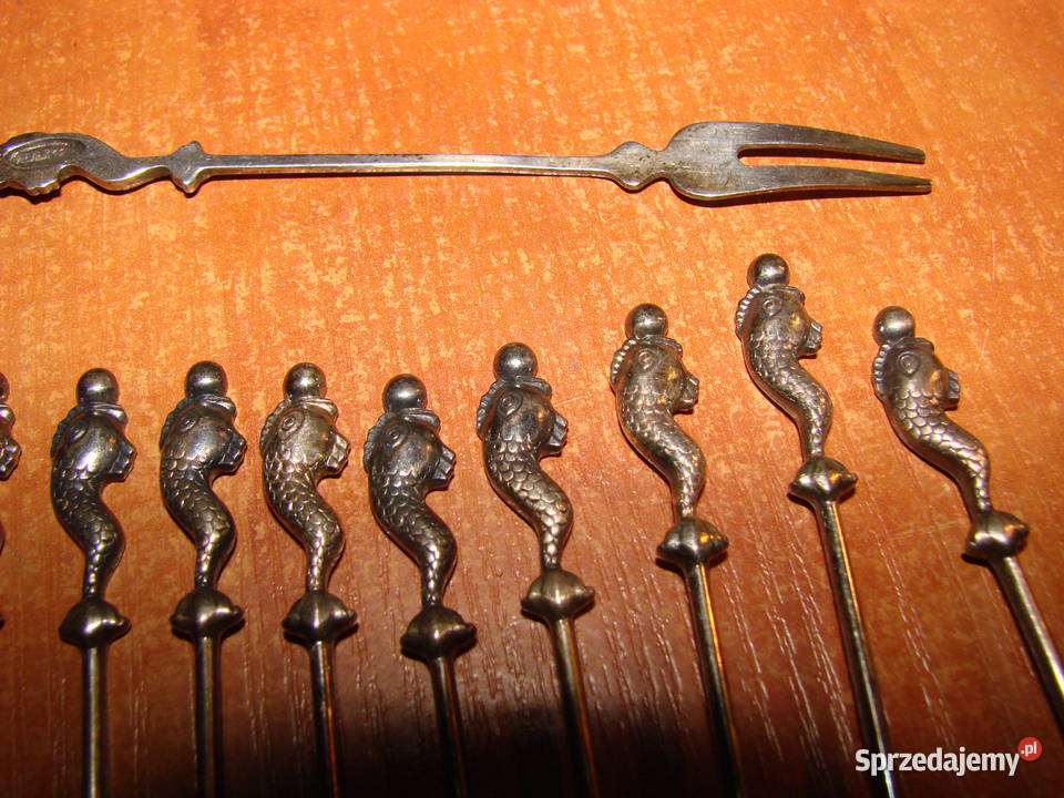 widelczyk przekąskowy z rybką plater