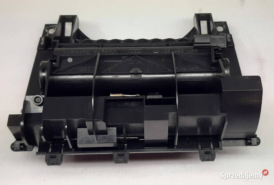 POPIELNICZKA AUDI A4 B6 B7 8E0857951J Mielęcin