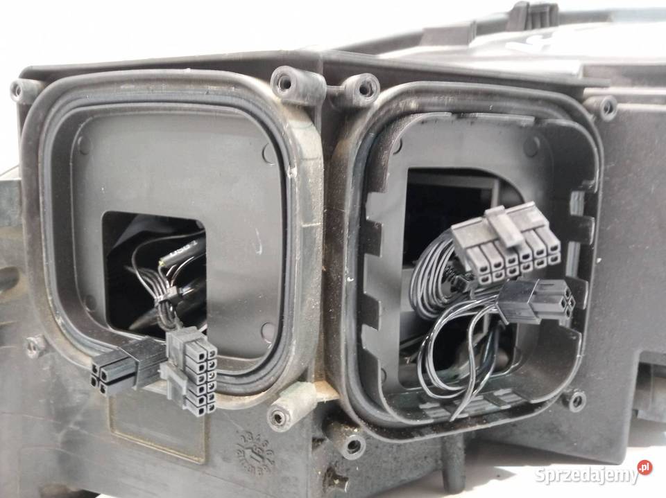 LAMPA PRZÓD PRAWA FULL LED 96778323 Peugeot 308 świętokrzyskie