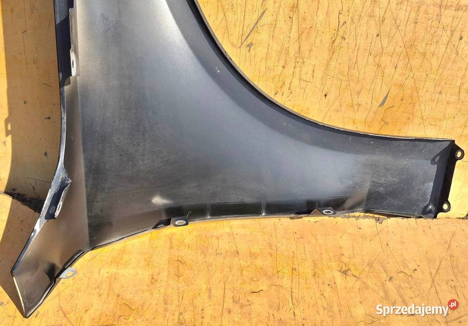 AUDI A8D4 BŁOTNIK LEWY PRZÓD ALUMINIOWY LAKIER Radom