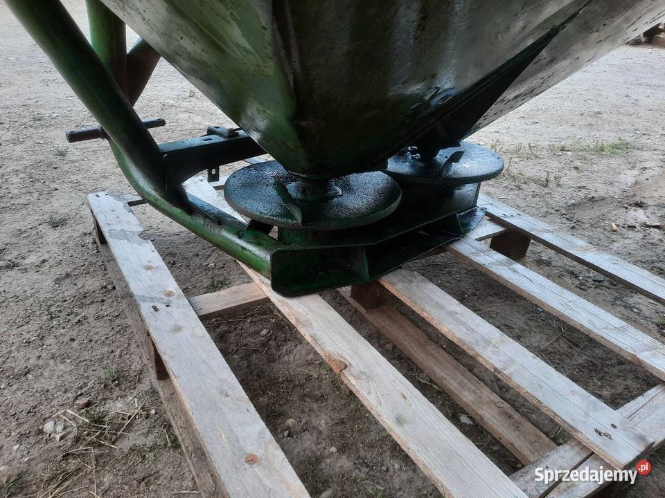 Rozsiewacz nawozów Amazone 650 Amazone Sejny