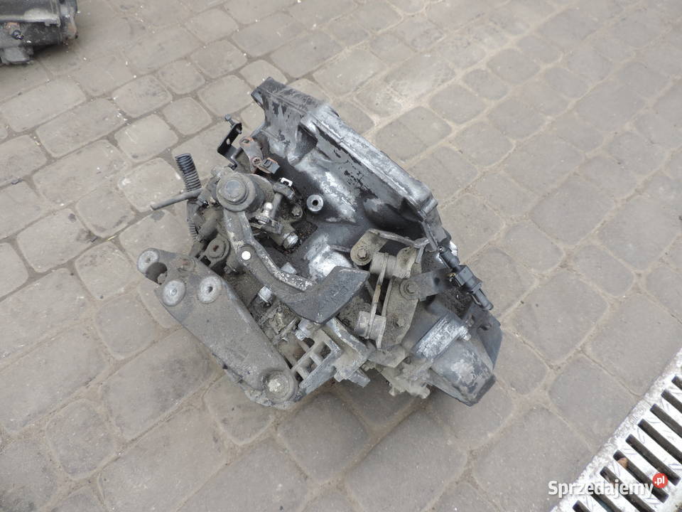 OPEL ZAFIRA B ASTRA H 19 CDTI SKRZYNIA BIEGÓW osobowe Nowy Sącz