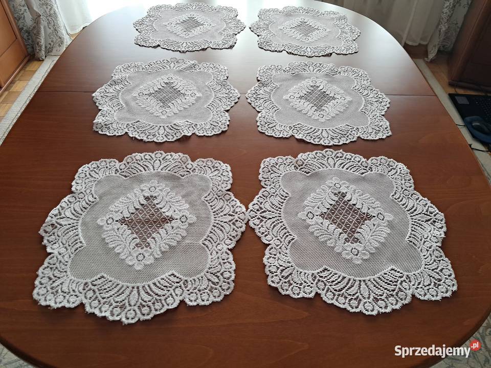 Serwetki białe żakardowe kwadratowe 6 34 x 34 do sprzedam