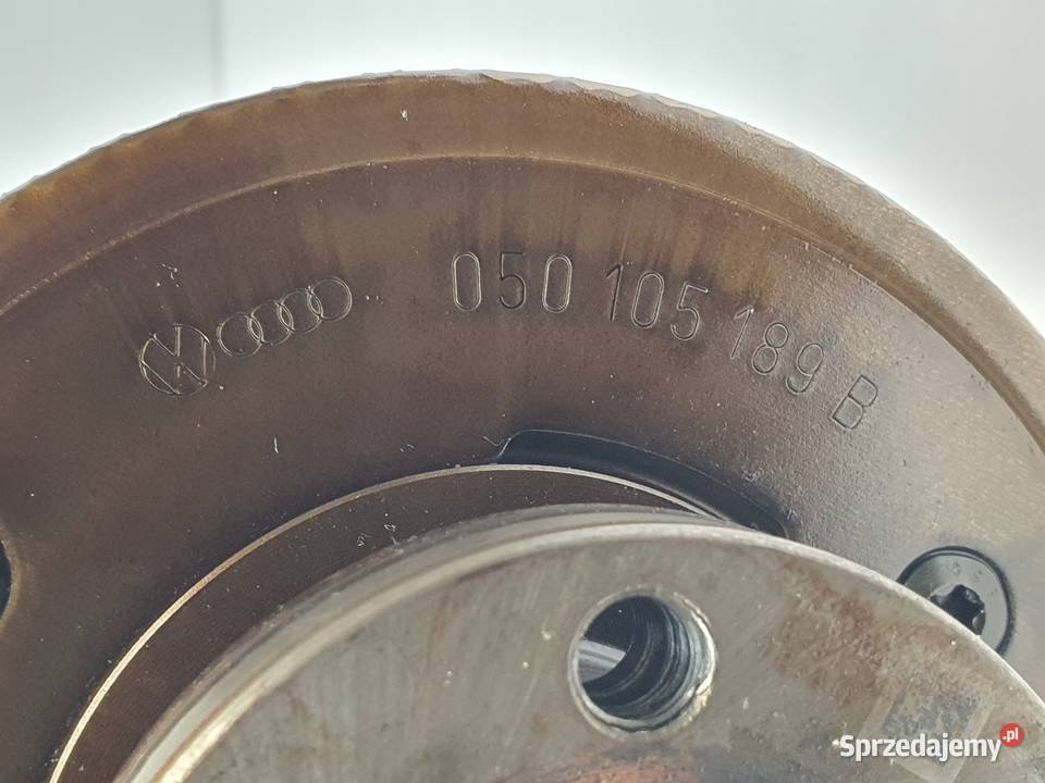 WAŁ KORBOWY VW Passat B6 20 FSI 8DA50859 BVY Chełm