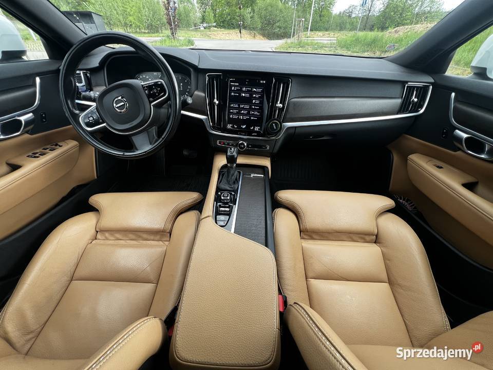 Volvo V90 CC