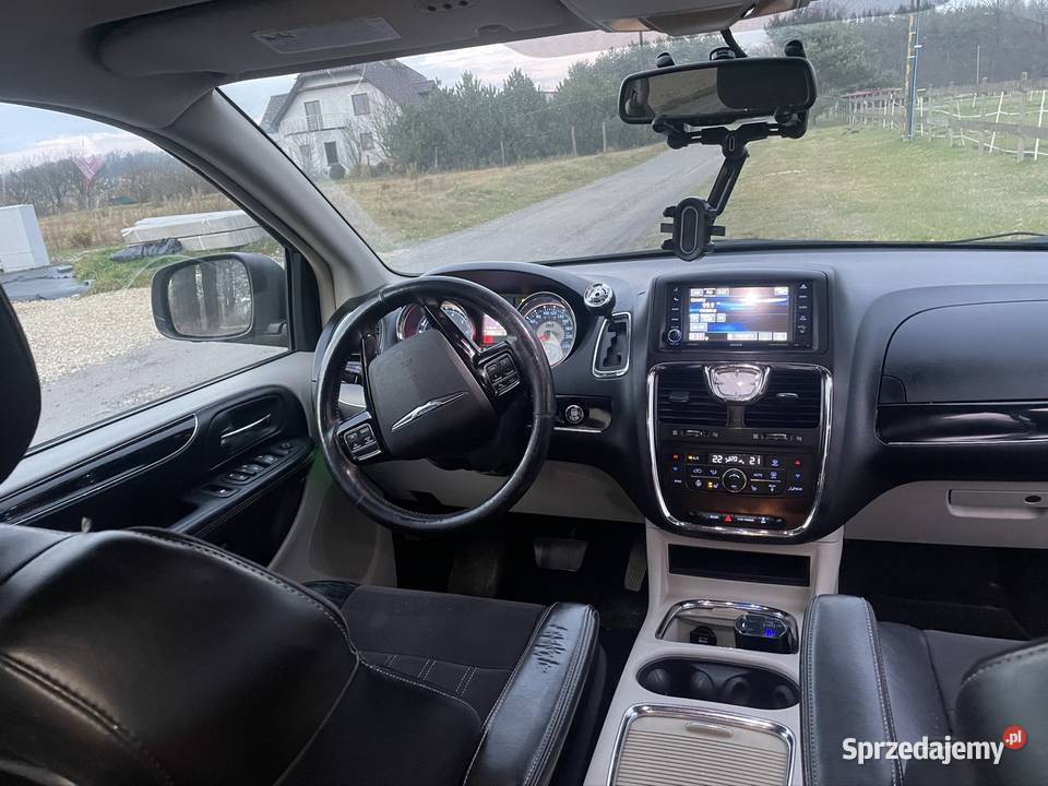 Chrayslera Town Country 36 bp gaz Jankowice