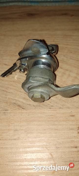 zamek klapy tylnej GAZ UAZ WOŁGA sygnowany nowy wielkopolskie Ostrów Wielkopolski sprzedam