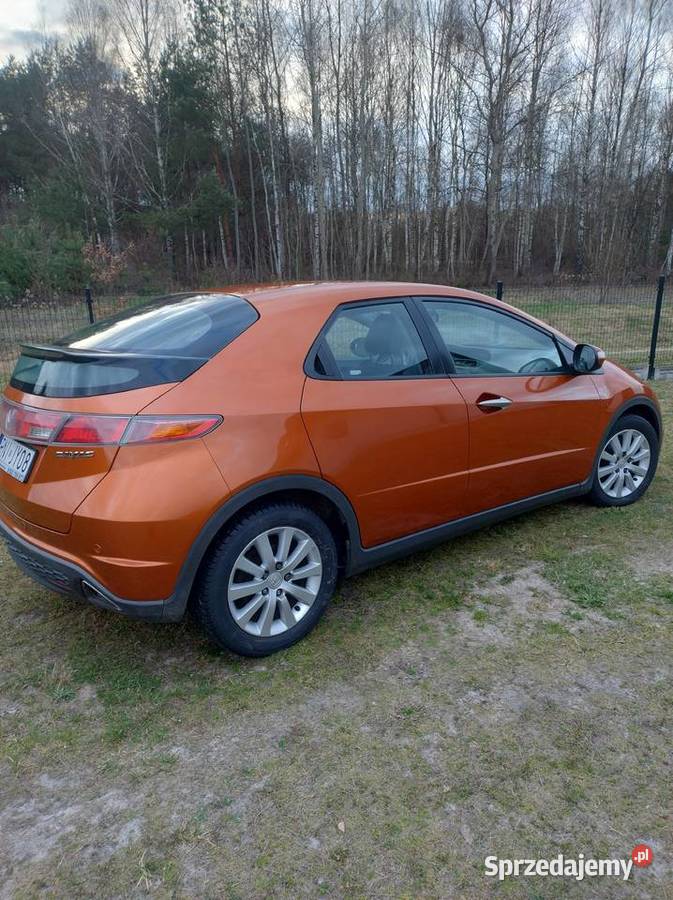 Honda Civic VIII UFO 14 88KM Wólka Tanewska