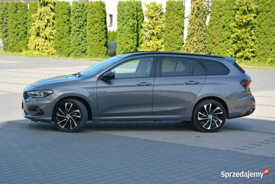 Fiat Tipo Duża Navi CarPlayAndroid Kamera mazowieckie Ostrów Mazowiecka