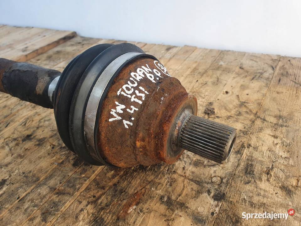 Vw Touran 14 TSI PRAWA PRZEDNIA KA Przód osobowe Rudka sprzedam