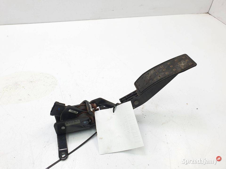 PEDAŁ CADILLAC SEVILLE STS 1193666 osobowe kujawsko-pomorskie