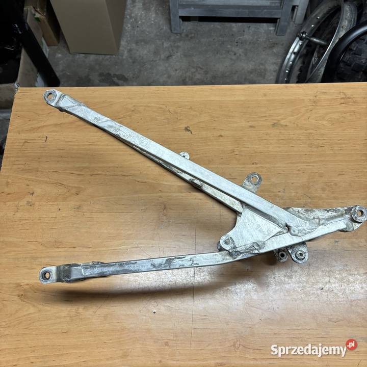 Aluminiowy subframe Suzuki RM 125 250 19962000 Bielawa