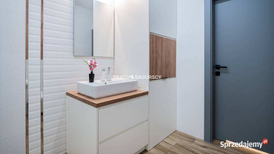 Do sprzedaży mieszkanie 7036m2 3 pokojowe Kraków własność Sprzedaż