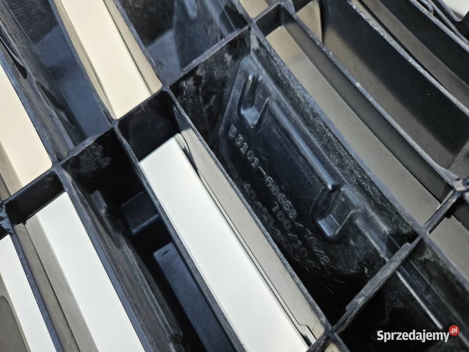 TOYOTA LAND CRUISER J150 150 LIFT 13 GRILL osobowe